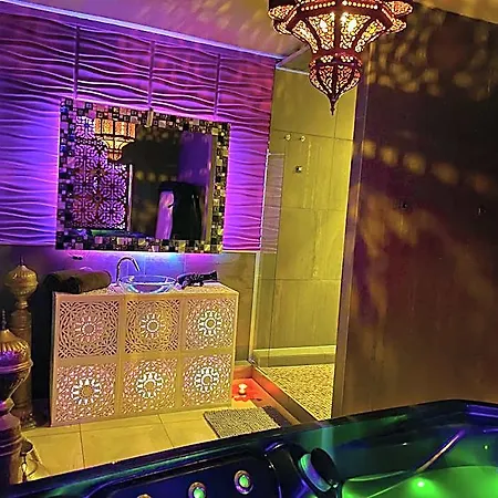 Loveroom21